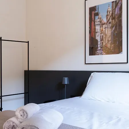 Konukevi House Eleganza E Comfort A Due Passi Dal Centro Storico