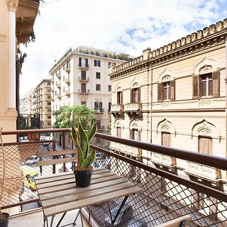 House - Elegant In Centro Vicino Politeama Pensión Palermo