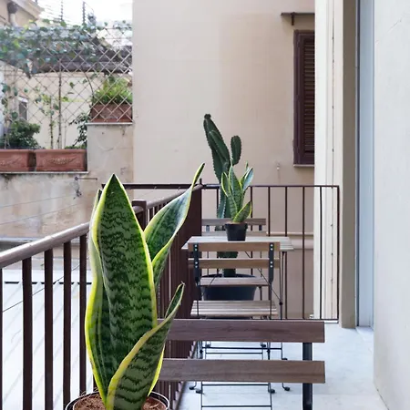 House - Elegant In Centro Vicino Politeama 3* Palermo
